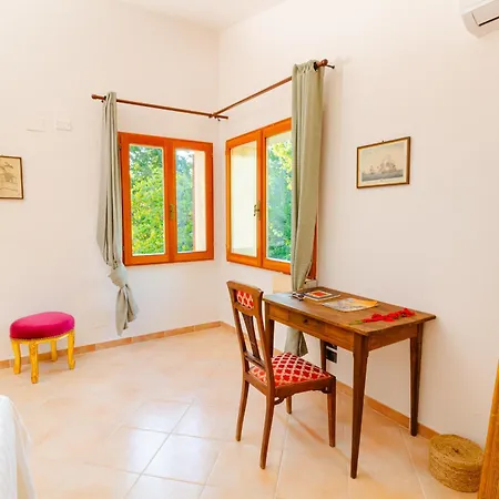 Calma Con Idromassaggio E Giardino Vicino Saturnia מונטמראנו