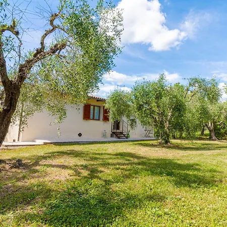 Calma Con Idromassaggio E Giardino Vicino Saturnia *