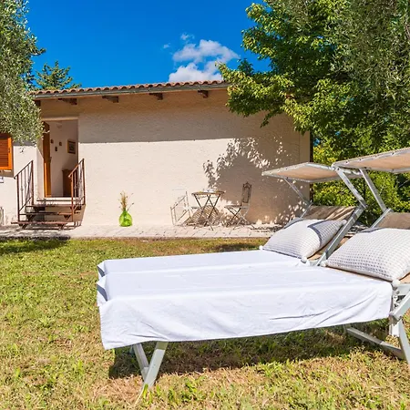 Calma Con Idromassaggio E Giardino Vicino Saturnia 别墅