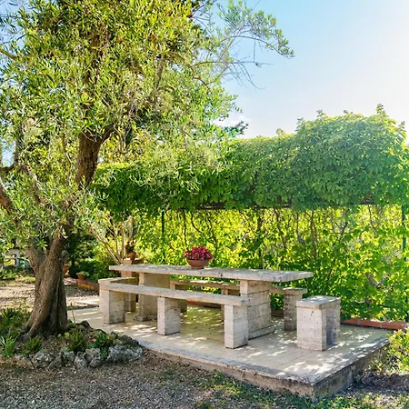 Calma Con Idromassaggio E Giardino Vicino Saturnia