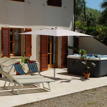Villa Calma Con Idromassaggio E Giardino Vicino Saturnia