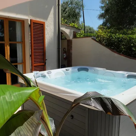 Con Piscina E Jacuzzi Vicino Saturnia * מונטמראנו