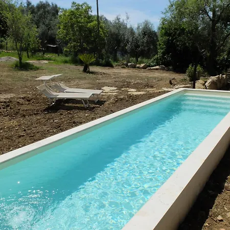 Con Piscina E Jacuzzi Vicino Saturnia וילה